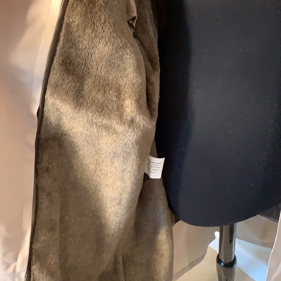 Vintage Botany 500 tan overcoat, 44 Reg, like new - Picture 4 of 11